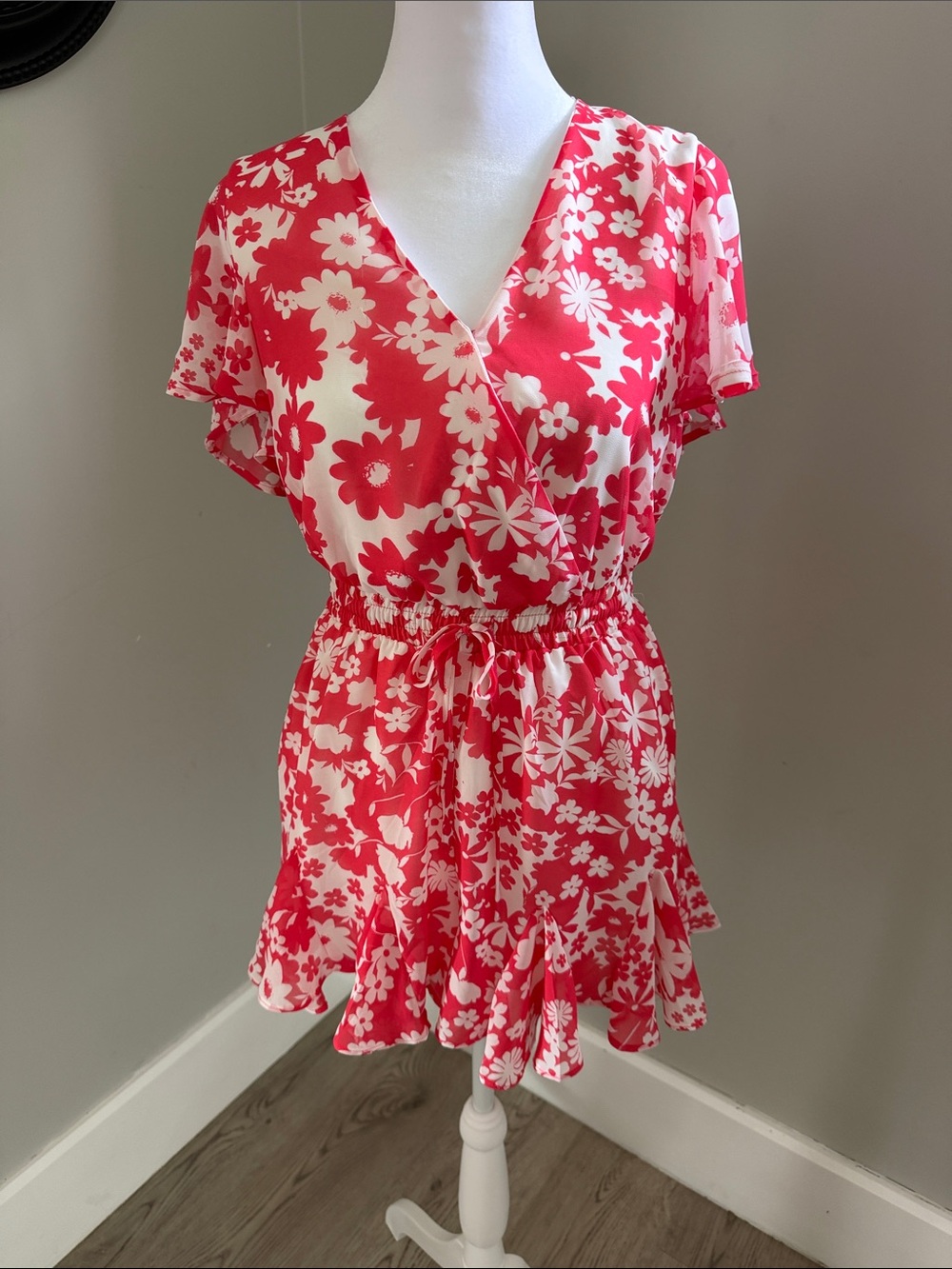 Women’s Pink Floral Wrap-Style Short Sleeve Romper